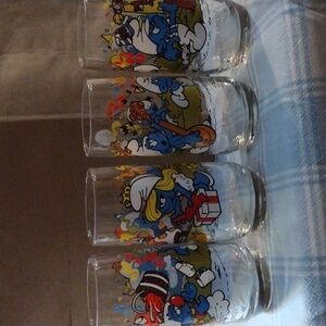 Vintage 1983 Set Of 4 Smurf Glasses